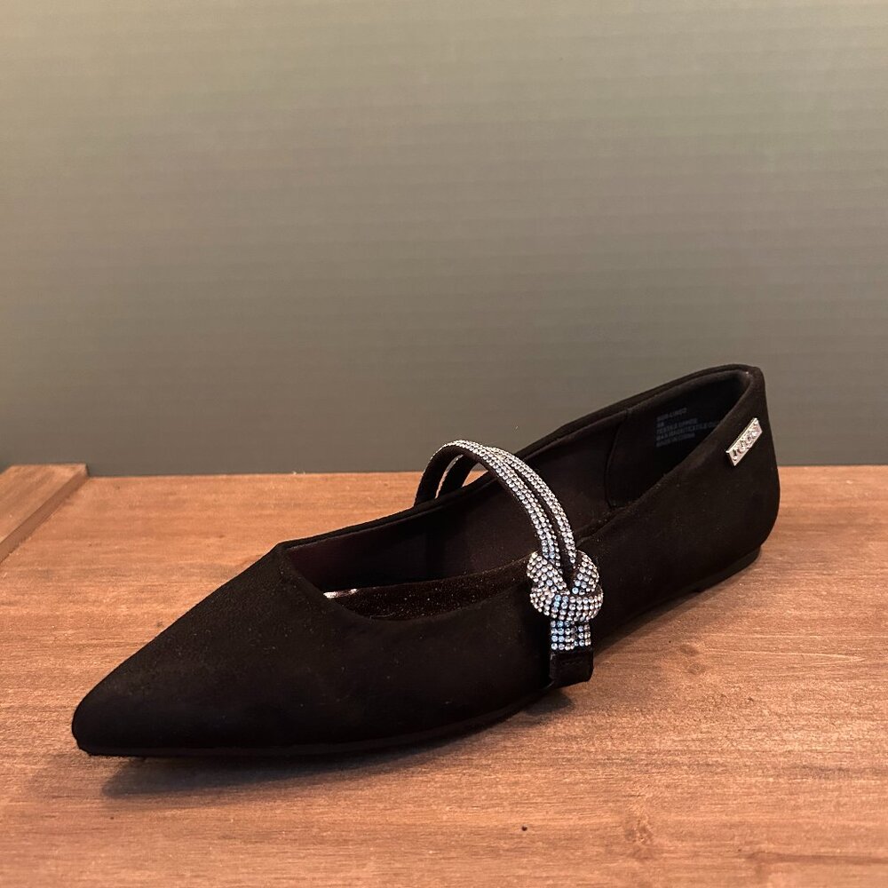Sugar Womens Black Point Toe Flats Size 8M